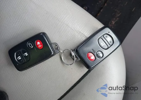 2014 Toyota Venza Xle V6 z USA, uszkodzony, nr VIN 4T3BK3BB1EU107323